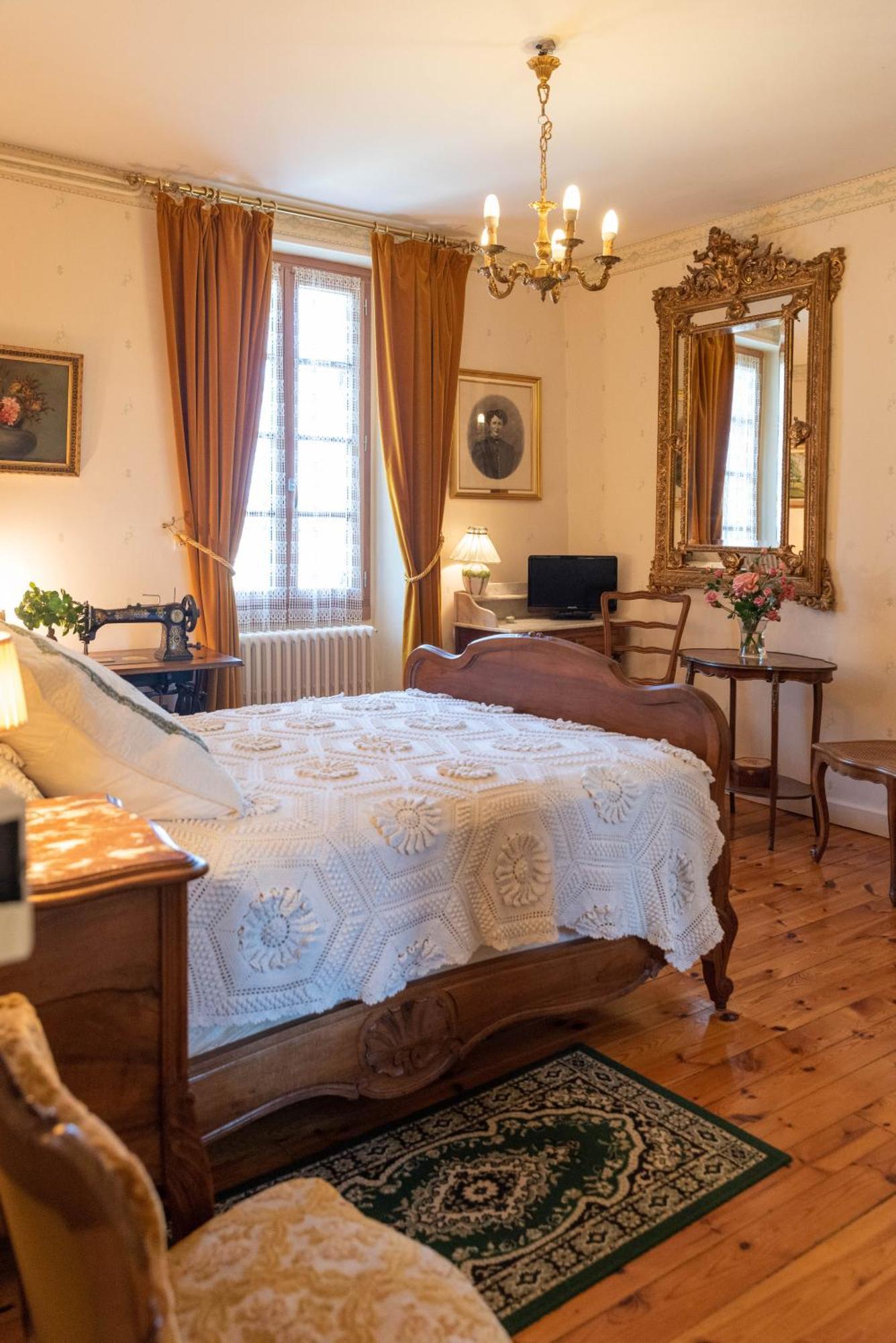 La Maison De Mireille Le Puy-en-Velay Exterior foto